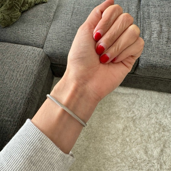 Authentic DY CLASSIC CABLE BRACELET - Picture 8 of 10